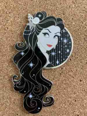 LE25 Vanessa Fantasy store Pin