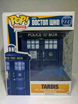 Doctor Who Tardis #227 Funko Pop JSA Signed by Cast Tennant Capaldi Tate Gillan 