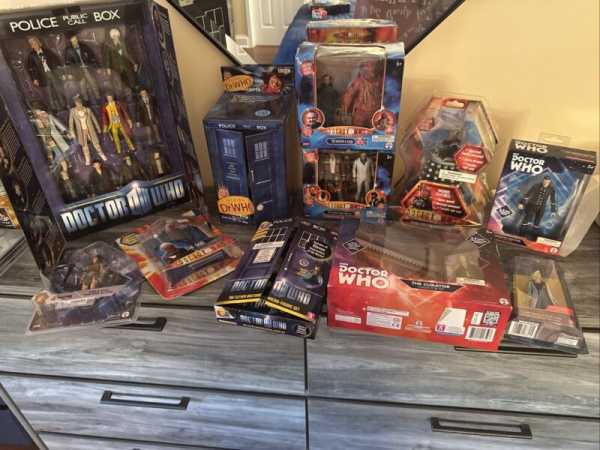 Doctor Who Collection Of Various Items