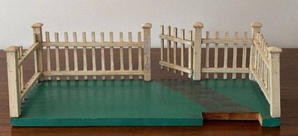 Antique Tynietoy Dollhouse Fenced-In Yard