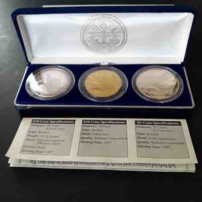 Elvis Presley 1997 Commemorative Coin Set Marshall Islands, Includes $50 coin