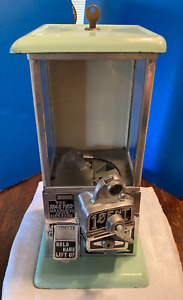 Extraordinary GUM BALL MACHINE owned by ELVIS PRESLEY Graceland Lisa Marie