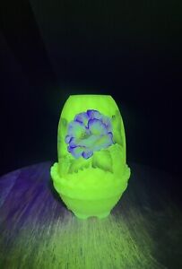 Fenton Glass Burmese Uranium Diamond Optic Hand Painted Fairy Lamp