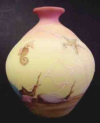 Fenton Glass Burmese 1985 Connoisseur Vase Underwater Shell & Sea Horse Motif