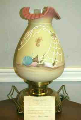 FENTON 1986 CONNOISSEUR COLL BURMESE GLASS OCEAN THEME MARINER LAMP  - ORIG BOX