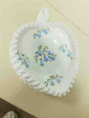 Sold at Auction: FENTON 8 HP LOUISE PIPER PLATE