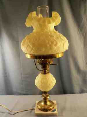 Fenton Custard Glass POPPY Pattern Student Electric Table Lamp #2