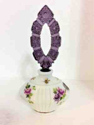 LYNN FENTON SIGNED QVC 2002 CHARLETON PERFUME BOTTLE WHITE MILK GLASS AND VIOLET