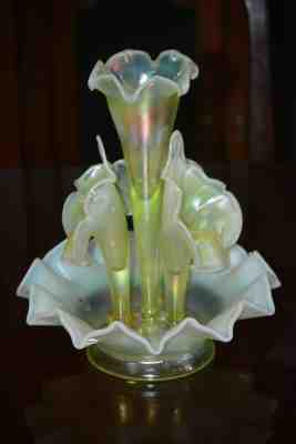 VTG Fenton Art Glass 4 Horn Epergne Topaz Opalescent Stretch Glass Vaseline 1997