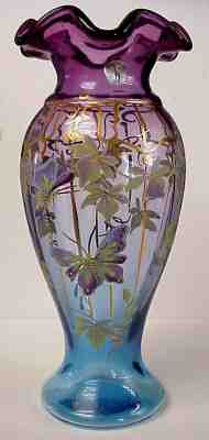 Fenton Glass Mulberry Vase Butterlies Gold Trellis Family Sig Limited Edition