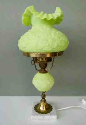 FENTON - POPPY - VINTAGE GREEN SATIN GLASS TABLE LAMP