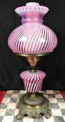 ヴィンテージ　アメリカ　FENTON  ランプ antique & Vintage furniture at's(アッツ)□ / 【LED球付き