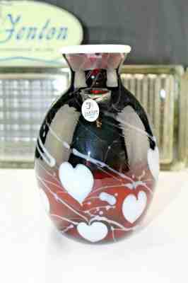 FENTON ART GLASS  DAVE FETTY VASE SAMPLE VASE SIGNED White Hanging Hearts 