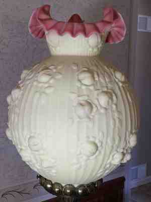 WOW! OUTSTANDING FENTON HUGE 1970'S BURMESE Embossed Rose PILLAR LAMP Gorgeous!