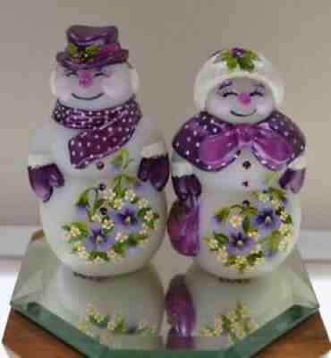 Fenton Violets In The Snow Cake authentic Plate