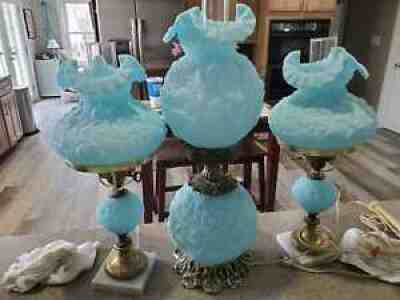 Fenton lamp blue poppy