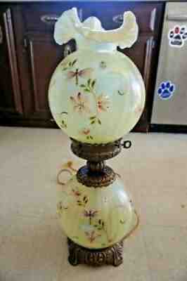 FENTON HURRICANE LAMP â??LILY TRAILSâ? TOPAZ OPALESCENT VASELINE HAND-PAINTED