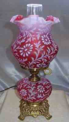 FENTON GLASS CRANBERRY SATIN OPALESCENT DAISY FERN 3 WAY LAMP VINTAGE 1950s