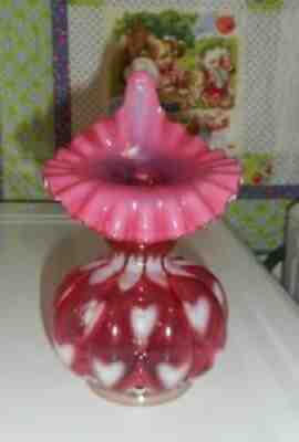 FENTON ART GLASS 1990'S JIP TULIP VASE CRANBERRY OPALESCENT HEART OPTIC