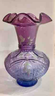 FENTON MULBERRY HUMMINGBIRD VASE