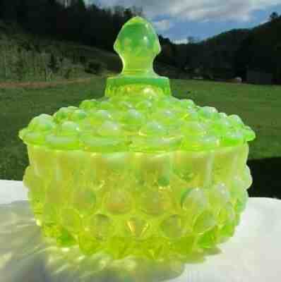 Fenton outlets Vintage Green Opalescent Uranium Hobnail glass heart nappy dish