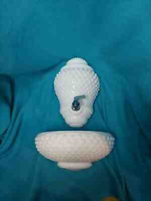 VINTAGE Fenton LAVABO wall mounted Hobnail Milk Glass water/soap Dispenser