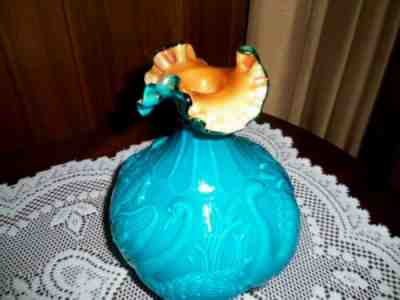 Fenton Gold Azure blue swan vase circa 1984