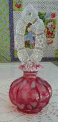 FENTON ART GLASS CRANBERRY HEART OPTIC PERFUME BOTTLE 1992