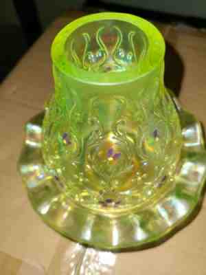 Fenton flowers Vaseline Glass Uranium Fairy Lamp - Signed by artist ð??¨