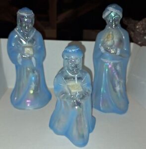 Fenton 1st Edition Iridescent Blue Set of 3 Wisemen Nativity Christmas