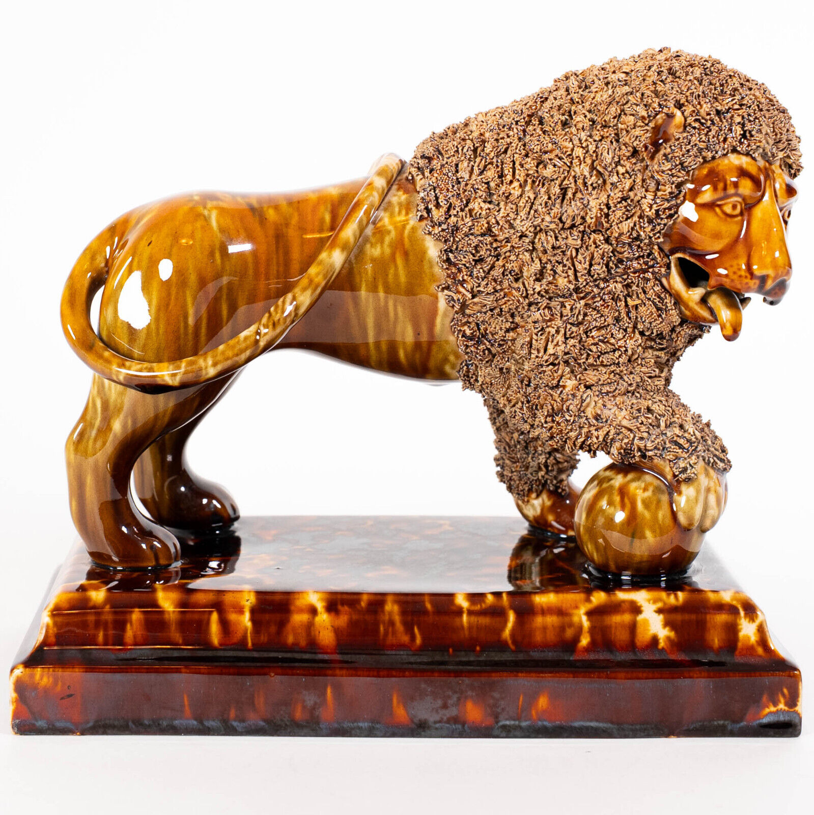 Rare C.1849-1852 Lyman Fenton & Co. Bennington, VT Flint Enamel Pottery Lion