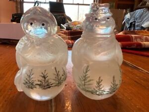 Fenton Art Glass Woodland Frost Mr. and Mrs. Snowman hand painted 4" excellent