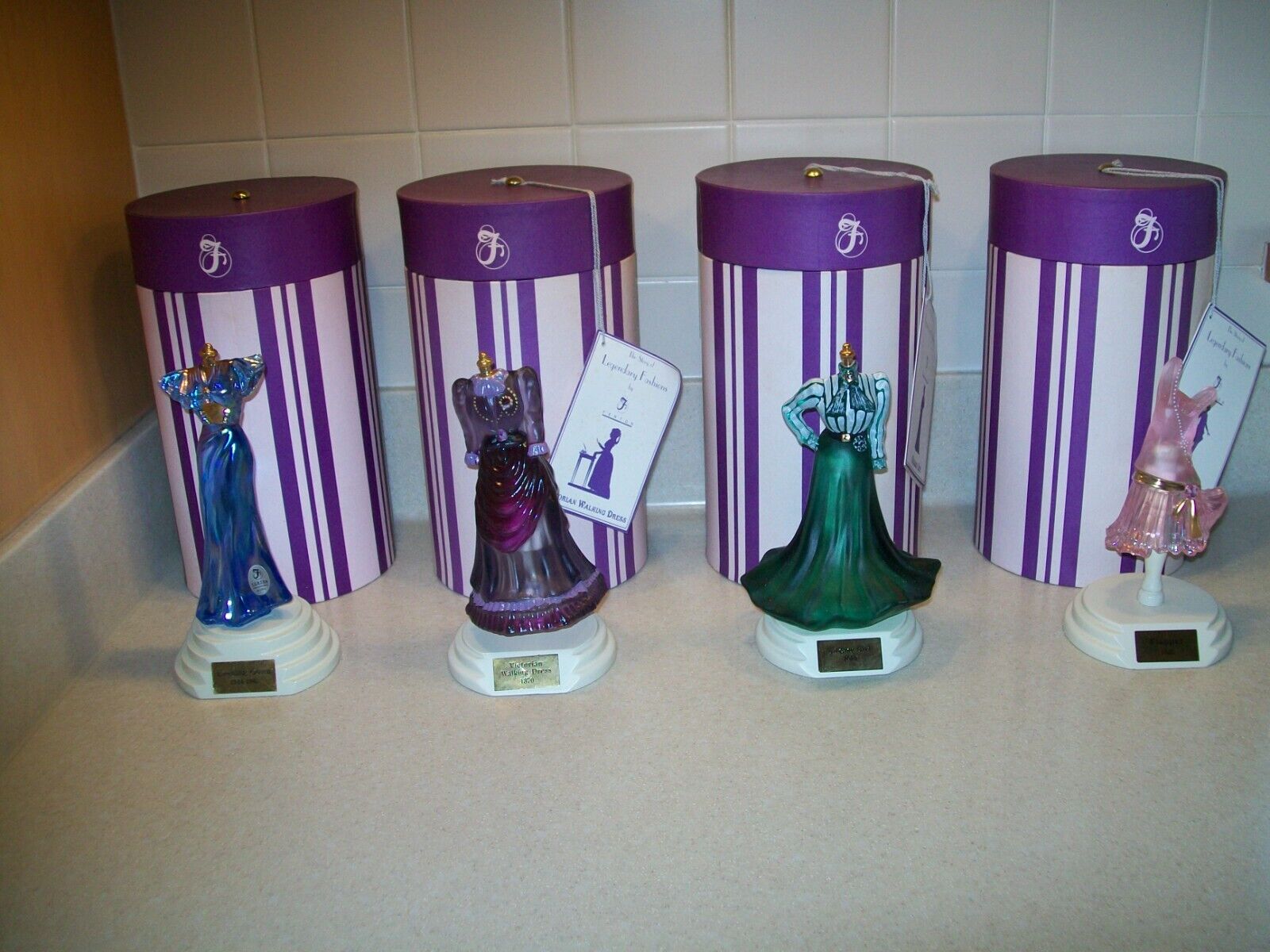 Fenton Progressive Set Rare And Collectible Fenton Art Glass : Fenton Gibson Girl Value Guide ...