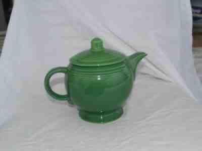 VINTAGE FIESTAWARE RARE MEDIUM TEAPOT IN MEDIUM GREEN EXCELLENT CONDITION!!