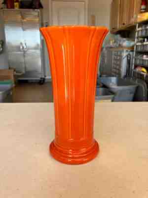 VINTAGE FIESTA 8" RED FLOWER VASE â??MINT â?? FIESTAWARE Â RED IS RAREST COLOR