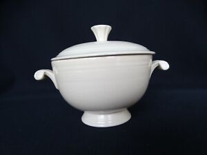 Rare 1936 Fiesta Ivory Flat Bottom Onion Soup Bowl & Lid Very Good Used Cond.