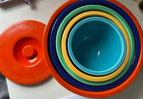 vtg Fiesta NESTING BOWL SET antique red blue green Fiestaware lot old lid mixing
