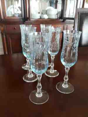 6 VERY RARE FOSTORIA BLUE NAVARRE CHAMPAGNE FLUTES    MINT CONDITION