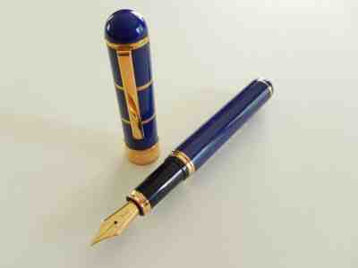 Yves Saint Laurent Fountain Pen ~ Lapis Lazuli Blue / GT