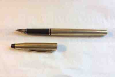 Classic Cross Fountain Pen with 14k Tipped Nib 10KT Gold 