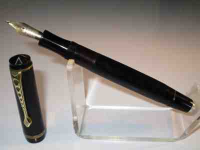 Rare 1940´s patterned MATADOR Garant 994 fountain pen 14ct