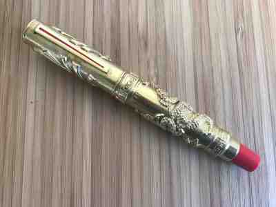 OMAS HONG KONG RETURN TO MOTHERLAND SOLID GOLD 18K L.E 174/200 FAN-TAS-TIC PEN 