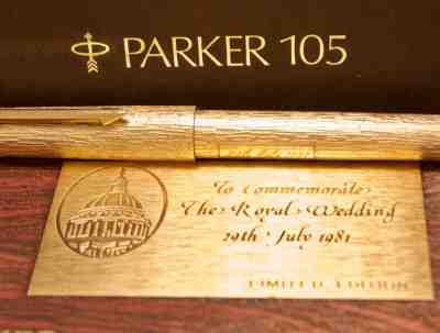 Royal Wedding Fountain offers pen