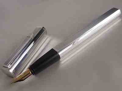 Dunhill Gemline Classic Dress Fountain Pen Sterling Silver 925 18K Nib