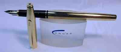 HOLIDAY SALE! RARE!! Cross Century 18k Fountain Pen Gold Nib Fine MINT Engraved