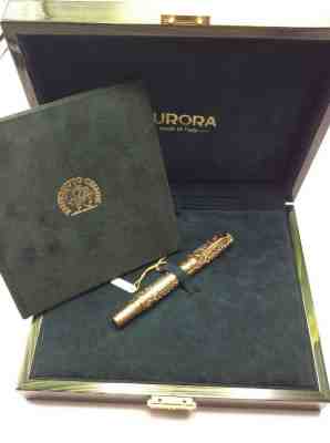 AURORA BENVENUTO CELLINI HONG KONG 1997 SOLID GOLD 18K FABULOUS RARE PEN $18,000