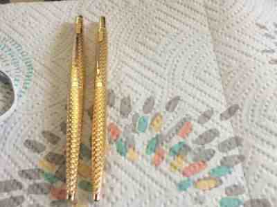 Very Beautiful Rare Solid Gold 18k  Gold Set Parker