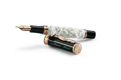 Montegrappa Antonio Canova LE Fountain Pen Medium 18kt nib MIB with Desk Statue