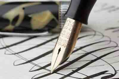 Waterman Nacre Patrician Flexible Fine to Triple Broad