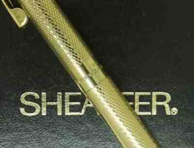 SHEAFFER 18K SOLID GOLD MASTERPIECE BALL POINT PEN 1972 BOXED NEAR PERFECT